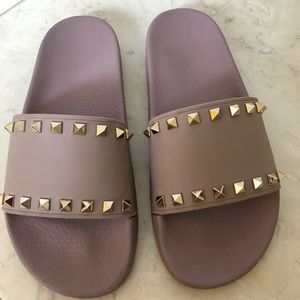 Valentino Garavani Rockstud Slide Sandals size 39